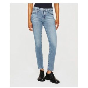 NWT The Prima Ankle is a Mid-Rise Cigarette Jean Sz 29